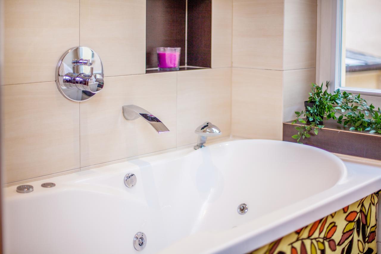Apartments Old Town 3 วอร์ซอ ภายนอก รูปภาพ